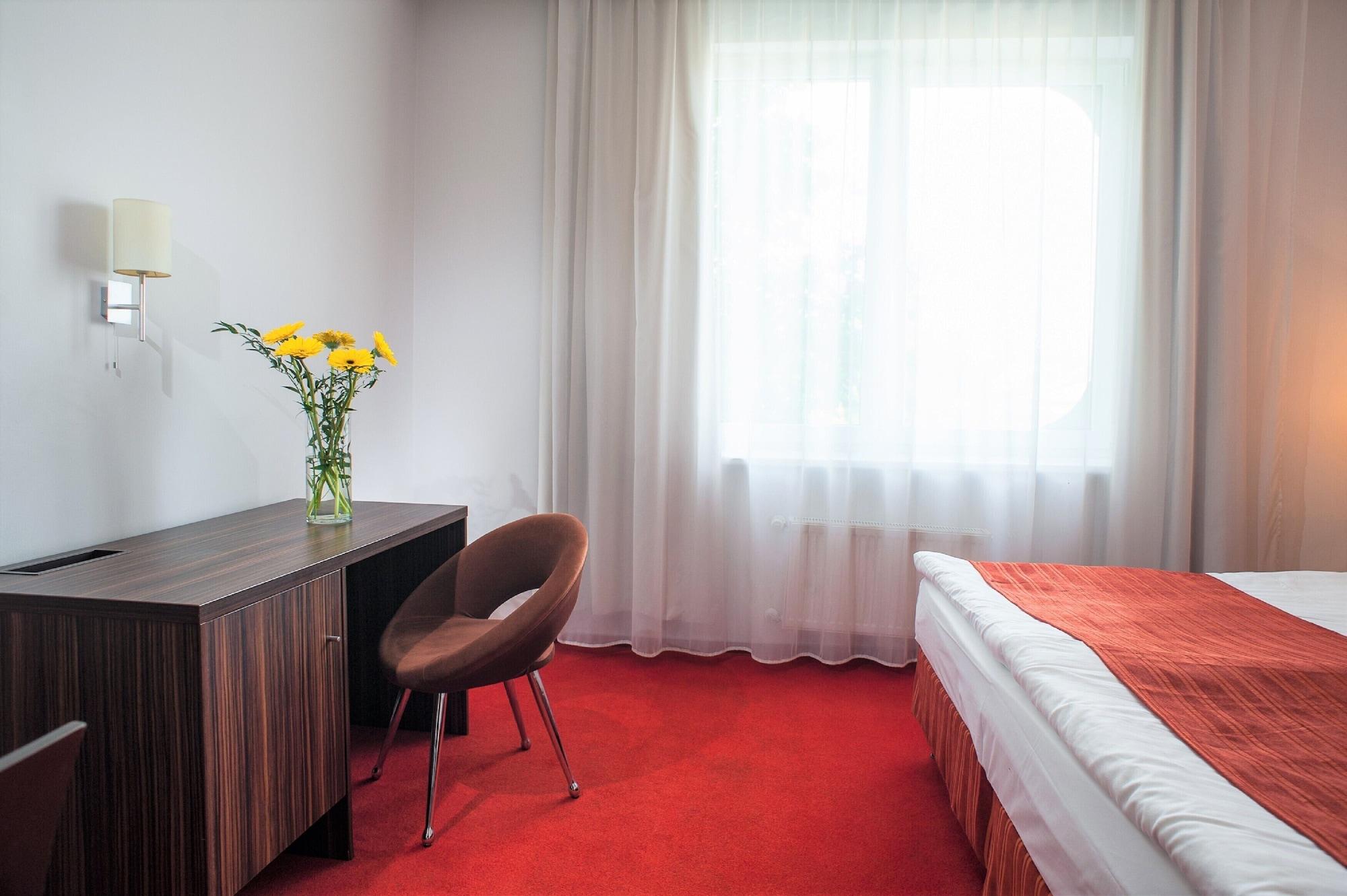Rija Vef With Free Parking 酒店 里加
