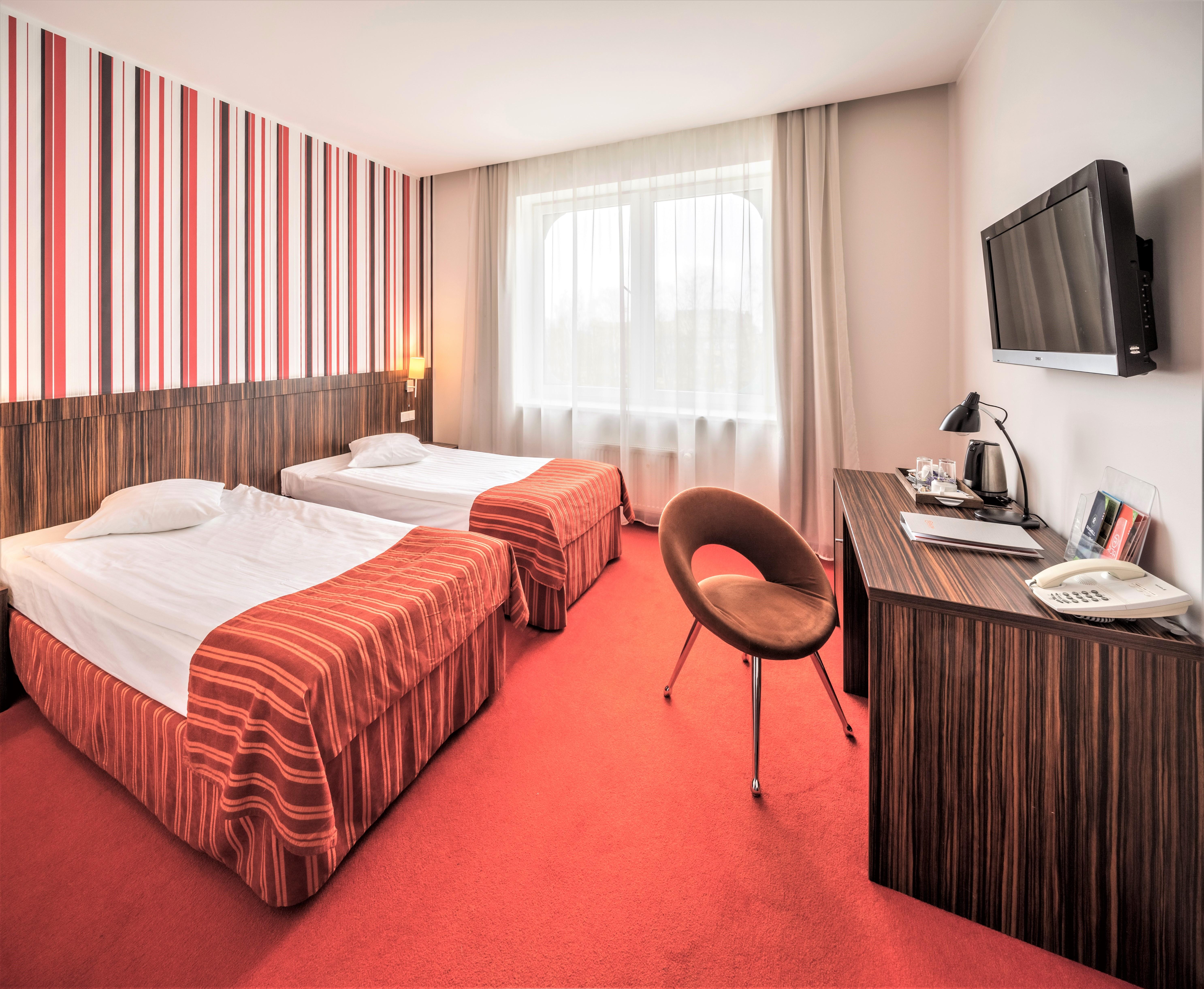 Rija Vef With Free Parking 3* 里加