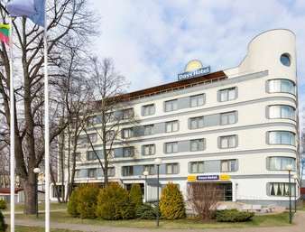 Rija Vef With Free Parking 3* 里加