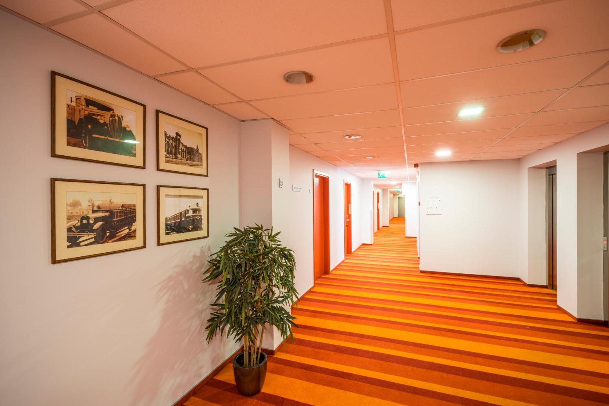 Hotelli Rija Vef With Free Parking